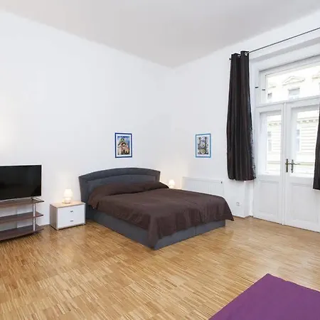 Apartamento V Lesicku Praga