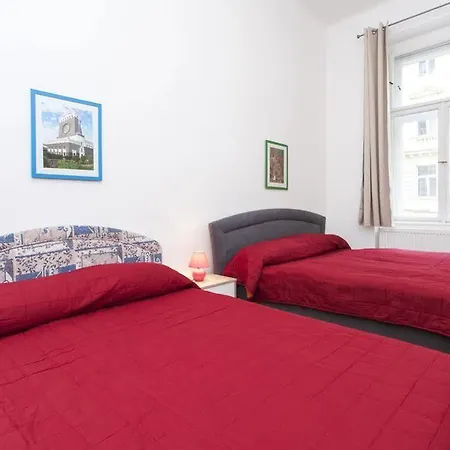 V Lesicku Apartment *