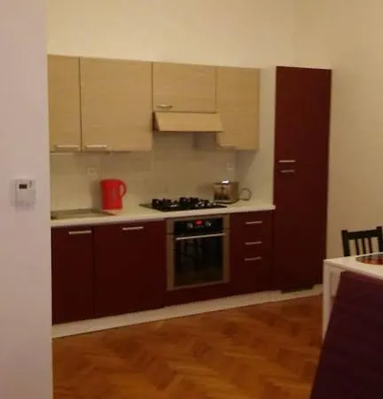 V Lesicku Apartment Prague